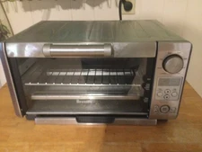 Breville Mini Smart Oven 15" wide, 10" deep and 8" tall
