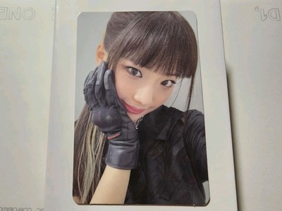 Babymonster Ruka We Go Up Weverse Shop POB KPop K-Pop Pattern Album Photocard ~