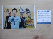 + 44 "Blink 182" Travis Barker Mark Hoppus Autogramme signed 13x18 cm Foto ACOA