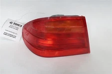 OUTER TAIL LIGHT LAMP E300d E320 E320T Wagon E420 E430 E55 96-99 Right 1328905