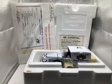 Brand New The Danbury Mint 1930s Good Humor Ice Cream Truck 