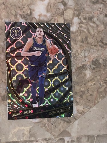 2021-22 Panini Revolution Nikola Jokic Groove Refractor Parallel SSP #90 Nugget - Picture 6 of 9