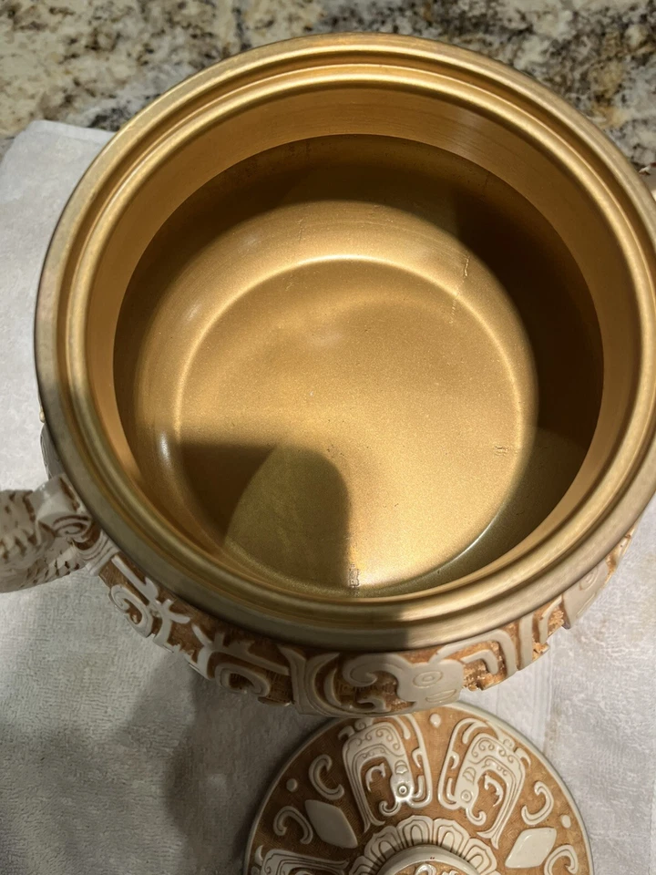 Vintage Chinese porcelain enamel dragon footed bowl urn wood base stand with lid - Image 4 of 4