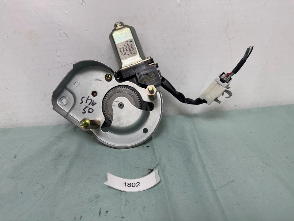 2003 - 2006 Infiniti Q45 tampa traseira tampa traseira porta-malas fechamento motor elétrico - Imagem 2 de 3