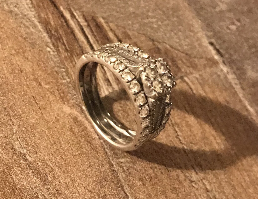Wedding ring - image 1