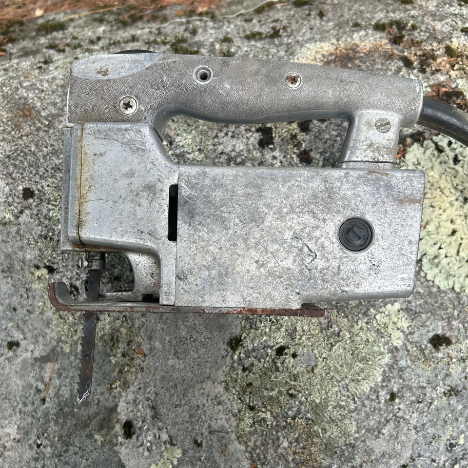 Sierra caladora vintage Montgomery Ward Powr-Kraft modelo de alta resistencia #TEB-8933BC 2,5 amperios Foto 2 de 4