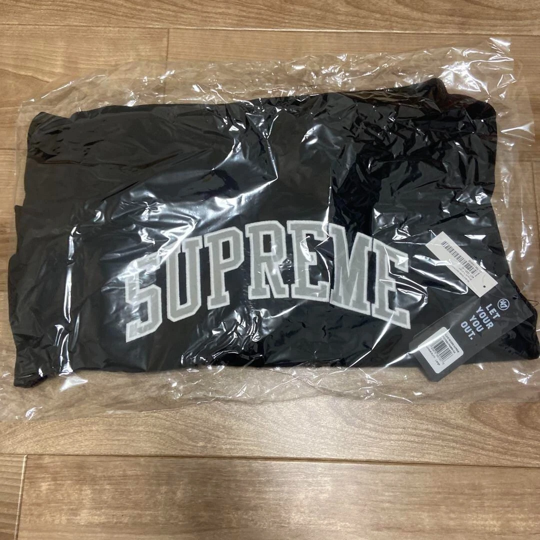 Supreme NFL Raiders 47 Hoodie L and Beanie New with tags