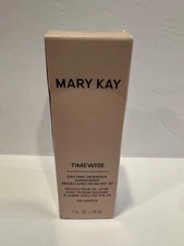 MARY KAY TIMEWISE DAYTIME DEFENDER SUNSCREEN BROAD SPECTRUM SPF 30 1oz New