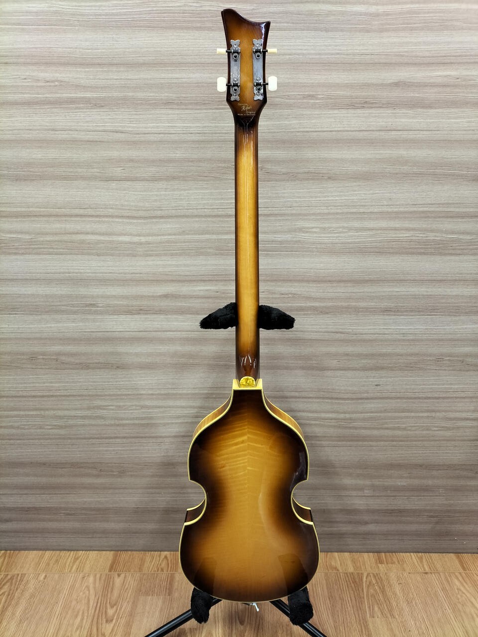 Picture 9 of 20