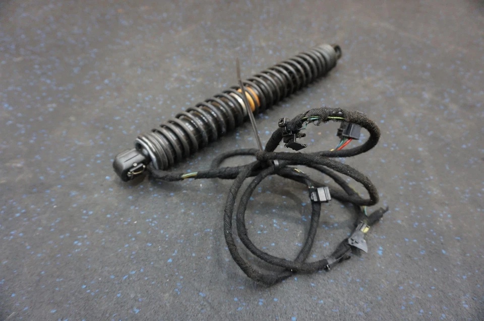 Puntal elevador de husillo tapa maletero izquierdo 51247198553 Rolls Royce Ghost serie 1 2009-14 Foto 4 de 4