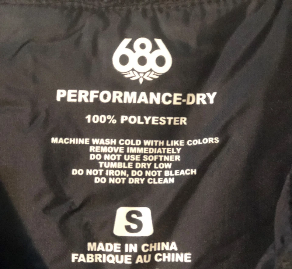 NUEVO CON ETIQUETAS 686 Performance-Dry Polar & Edredón Negro PEQUEÑO Mujer Cremallera Completa Chaqueta con Capucha Foto 3 de 4