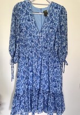 Taylor women  s floral blue Dress back zipper size 16