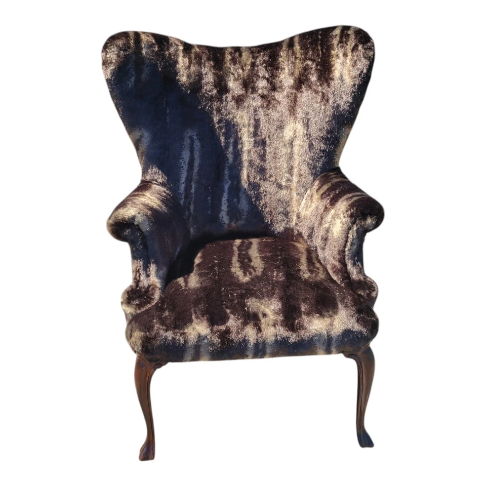 Silla Hollywood Regency años 40 con respaldo de ala tapicería de piel genuina patas descapotables Foto 4 de 4