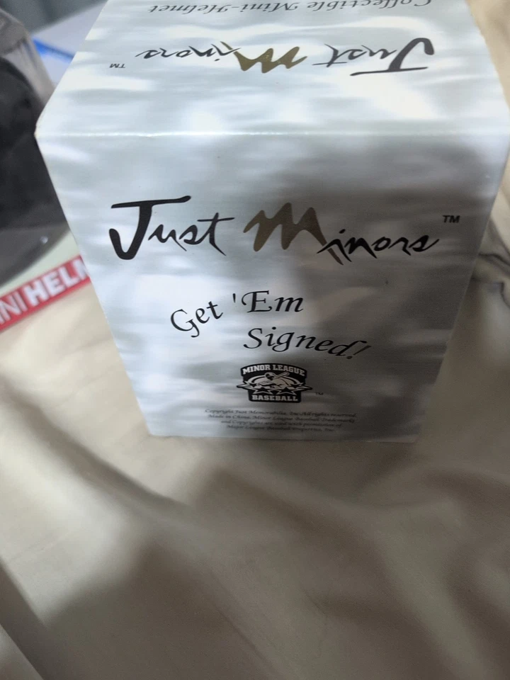 Casco firmado Ian Happ Tennessee Smokies raro Foto 4 de 4