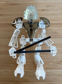 Vintage Y2K LEGO Bionicle *Incomplete* LOT Makuta 8593 & Takanuva 8596   mask