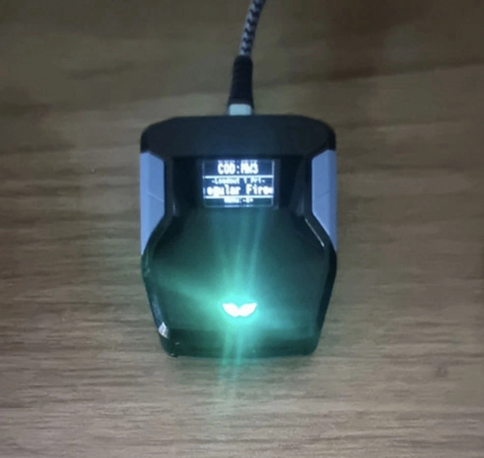 Adaptador Controlador Cronus Zen Excelente Estado - Envío Rápido Venmo solo msg me Foto 2 de 3