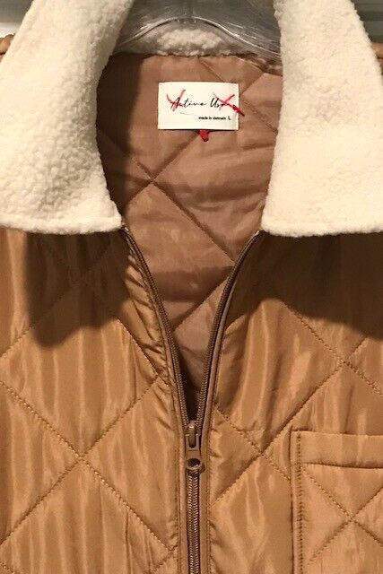 ACTIVE USA TAN QUILTED LONG JACKET + PLAID INFINI… - image 11