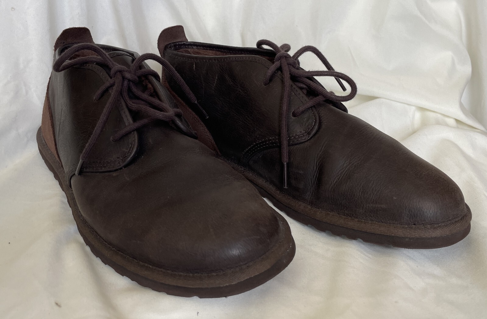 UGG Maksim Men's Brown Sheepskin Shoes Size 11 Excellent Condition 1018993