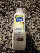 Suave Essentials tropical coconut nourishing Conditioner 22.5 FL. Oz. 665 ML