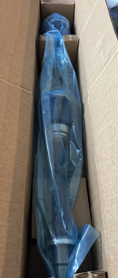 Toyota Highlander 2017 2018 2019 2,7 L L4 OEM juego de ejes CV con tuercas de bloqueo Foto 2 de 4