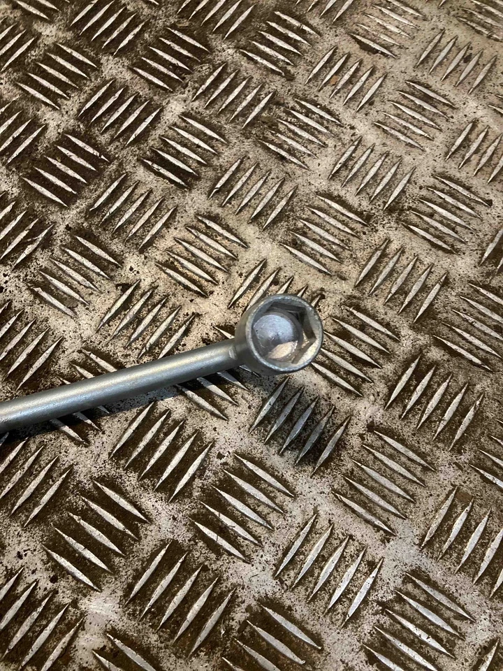 SUBARU FORESTER SH Wheel Nut Wrench 694005092 - Изображение 3 из 3