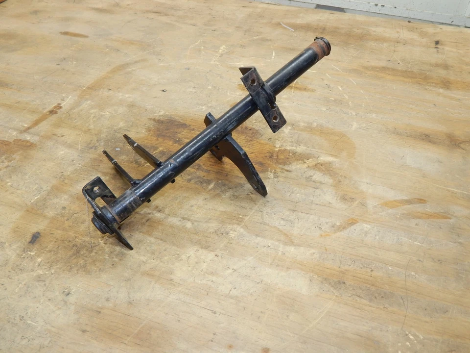 Cortacésped Ford YT18H - Eje de gato elevador hidráulico - USADO Foto 2 de 4