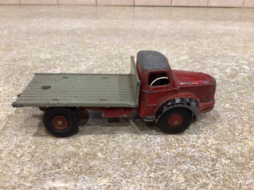 Autocollant Publicitaire Vintage Camion Berliet Groupe Renault – France – Années 80