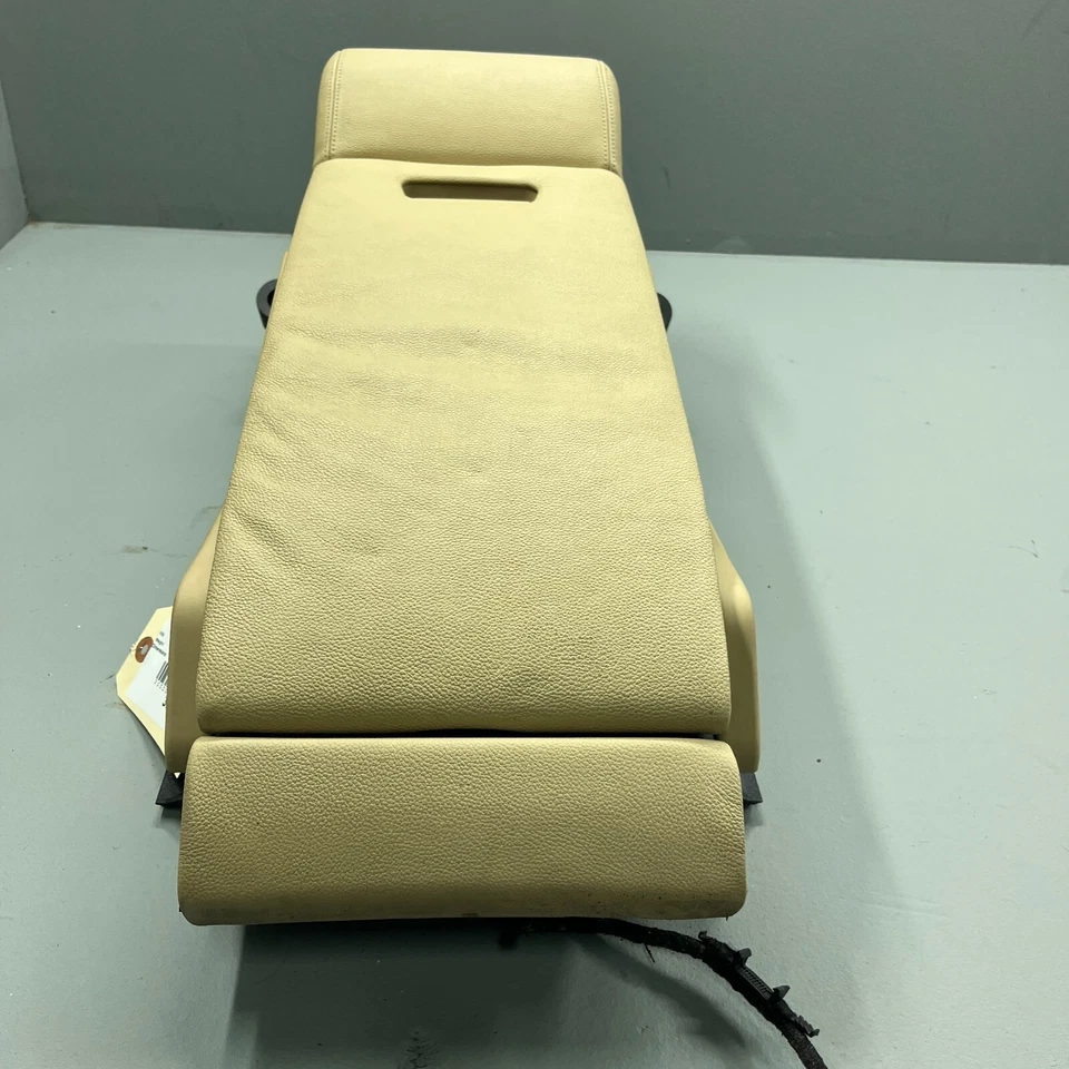 Asiento trasero AUDI A8 Quattro 2011-2014 reposabrazos consola OEM Foto 2 de 4