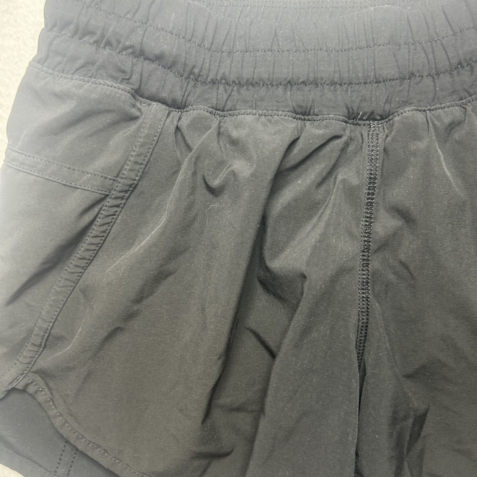 Lululemon Athletic Solid Black Lined Running Shor… - image 3