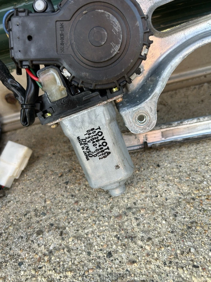 Lexus RX300 RX 300 1999-2003 regulador de ventana del conductor delantero izquierdo con motor Foto 4 de 4