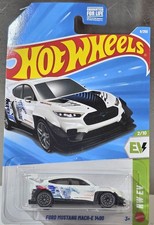 Hot Wheels Ford Mustang MACH-E 1400 JJK78 -N9C0H (white)
