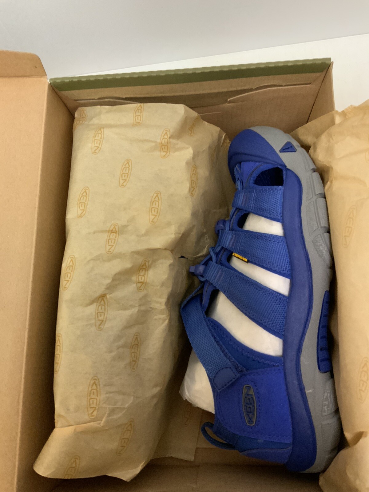 Sandali da acqua Keen Newport H2 blu e grigi escursionismo surf sul web giovani taglia 4