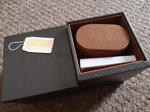 Michael Kors Empty Watch Box Brown Cushion + Booklet - COLLECTION ONLY - Picture 5 of 8