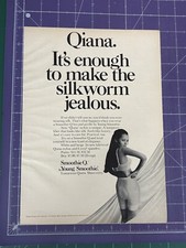 1971 PRINT AD SMOOTHIE Q QIANA BRA AND GIRDLE...