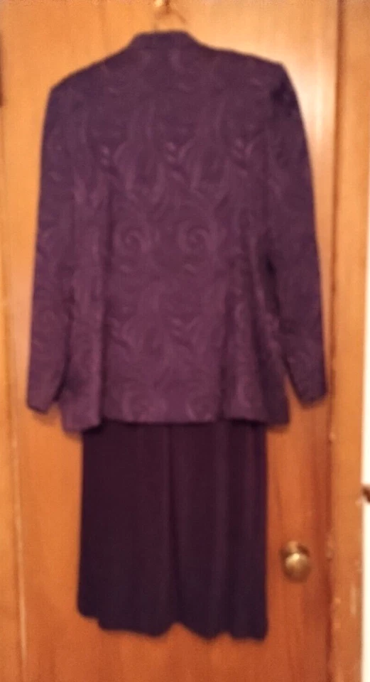 Purple Sleeveless Dress & Jacket 8P, Coldwater Creek; Slinky, Knee-Length Dress - Image 3 of 4