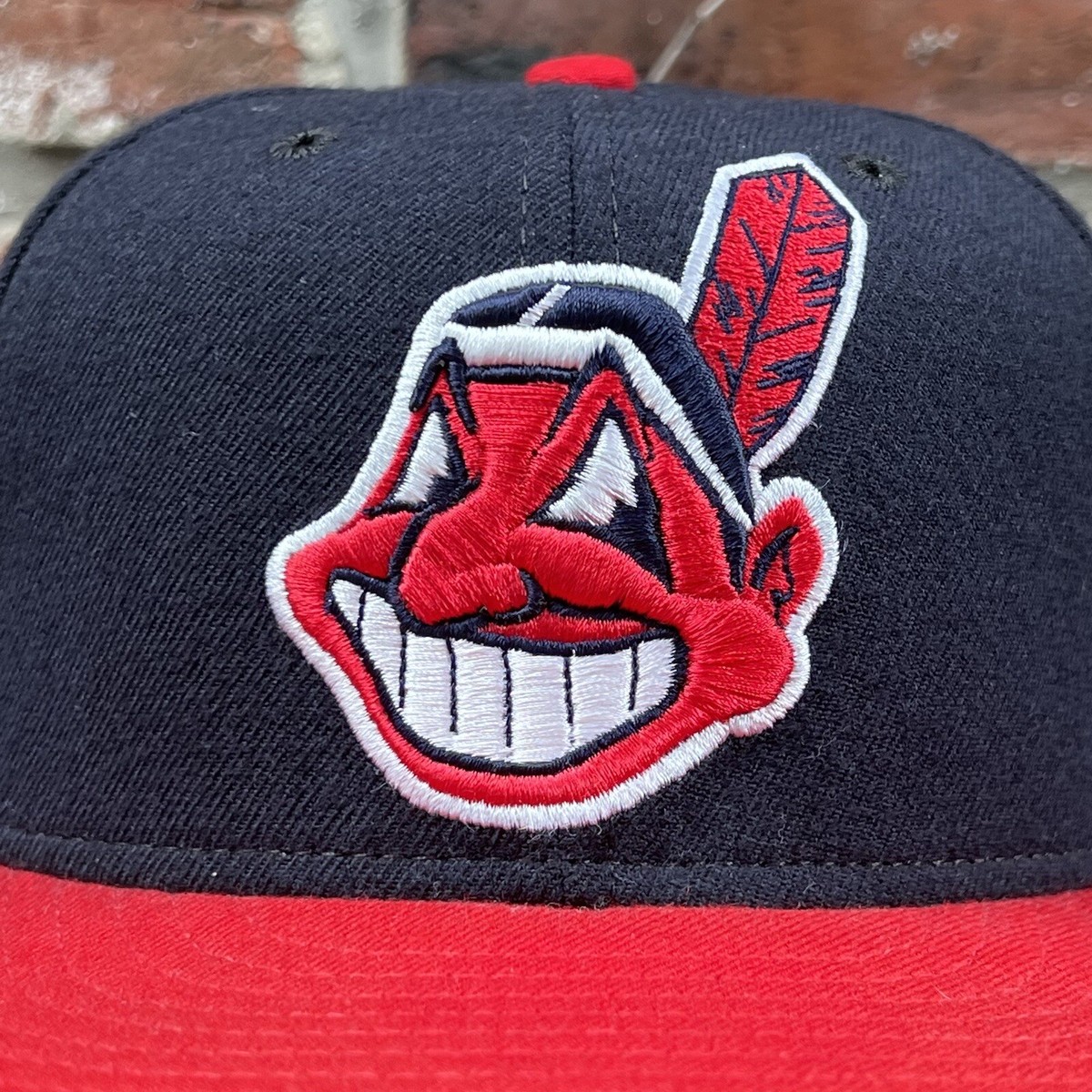VTG Cleveland Indians New Era 5950 Sz 7 Made In USA 100