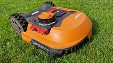 WORX Landroid Robot Lawn Mower 500m² - Cut to Edge!
