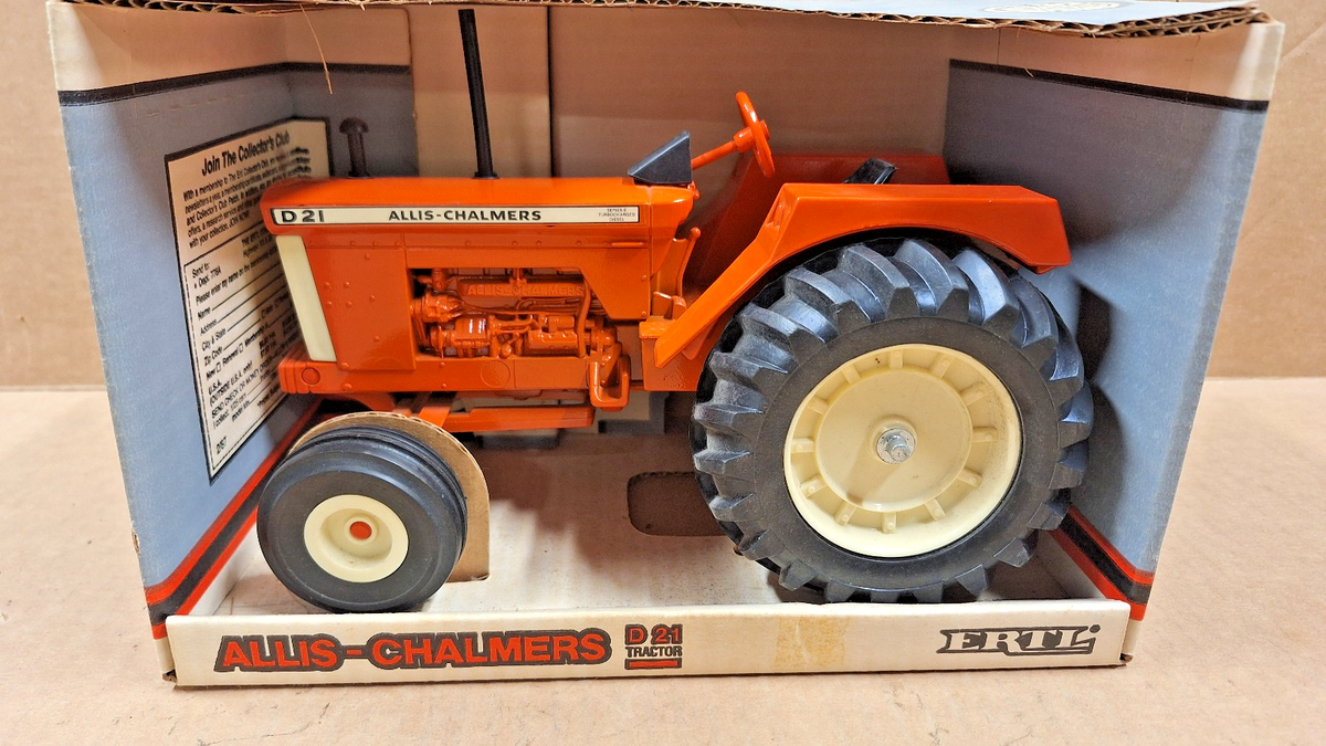 Ertl Allis Chalmers AC D21 Series II Turbocharged Diesel 1/16
