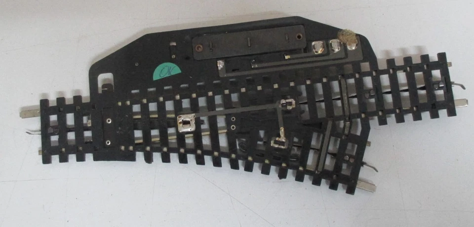 Trix Express H0 4361 Weiche Links ohne VP (28/25) - Bild 2 von 2