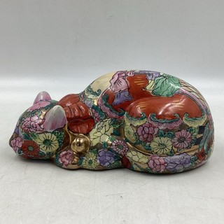 Vintage Chinese Porcelain Sleeping Cat Figurine Hand Painted Floral TE#8672