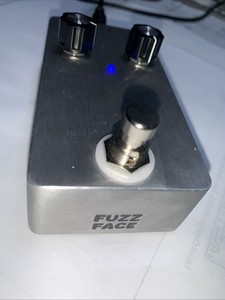 FUZZ FACE guitar Distortion Pedal Great Pedal Not Your Typical Dirty Hippie Fuzz