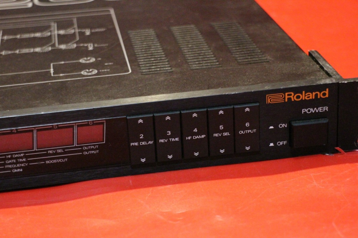 USED Roland SRV 2000 Digital Reverb Rack Effect Vintage U1923