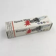 Genuine OEM VAG 101000033AB Spark Plug NGK BKUR7ET VW Volkswagen Audi