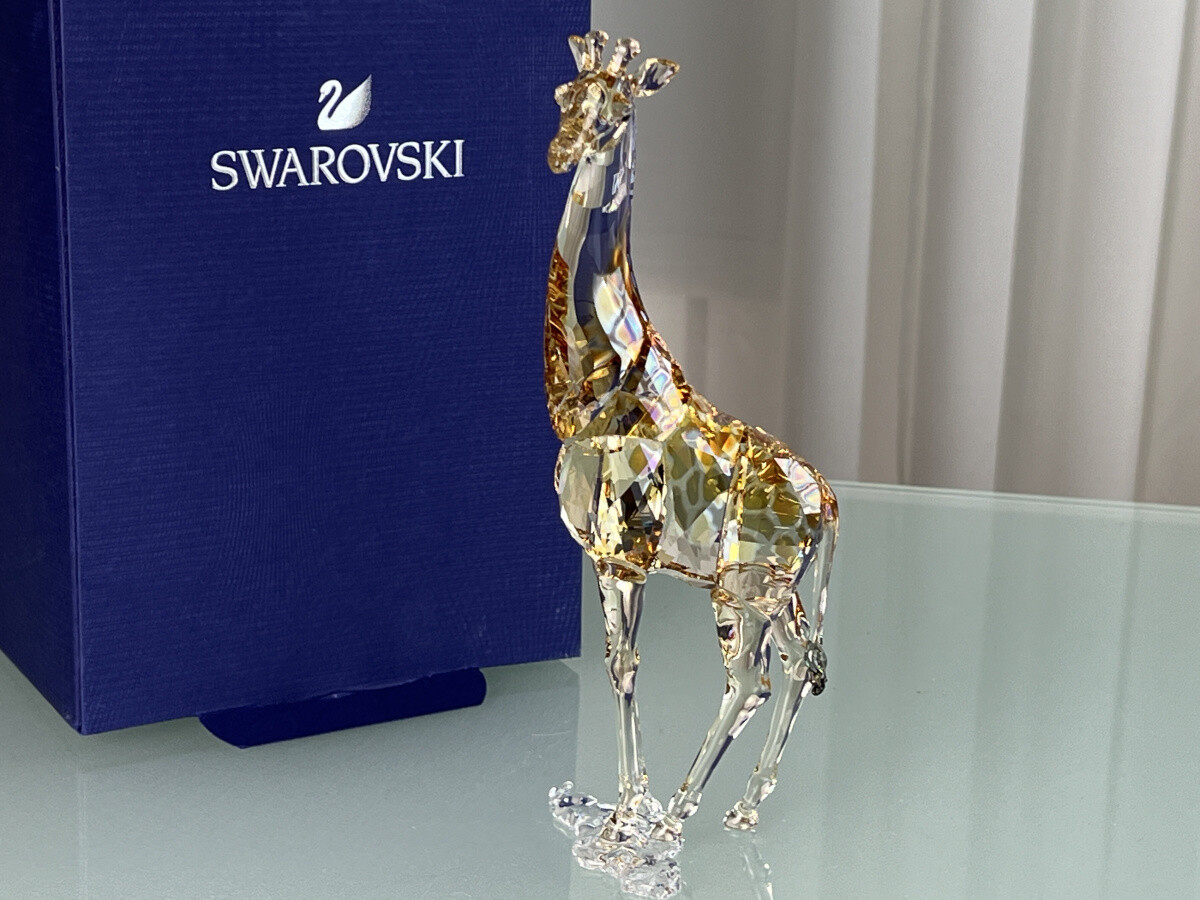 【SWAROVSKI】クリスタル　ゴルフクラブ ミニチュア Swarovski Figurine 5301550 Giraffe 20cm. Original packaging