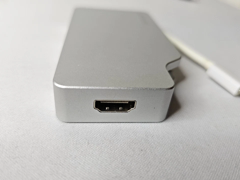Star Tech USB C Multiport Video Adaptor CDPVGDVHDMDP - Image 4 of 4