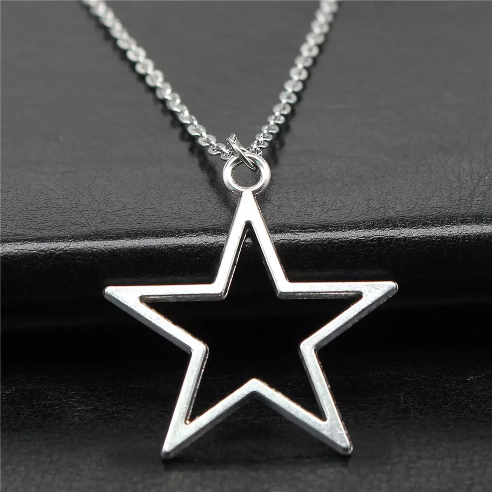Hollow star necklace deals