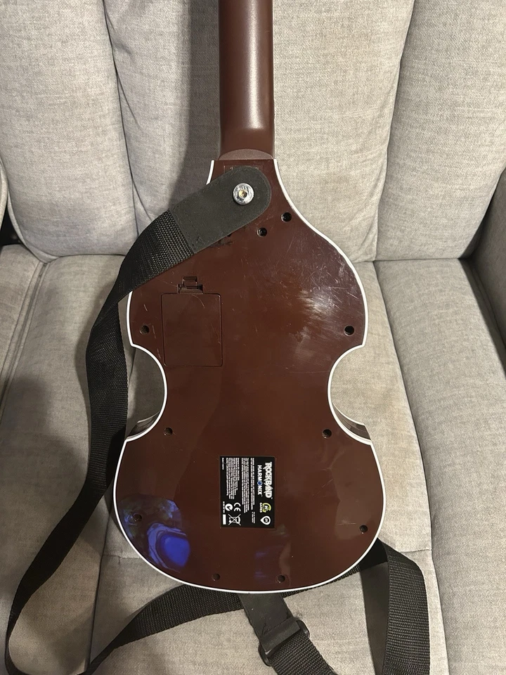 Guitarra Controlador Inalámbrico Bajo Xbox 360 Rock Band Beatles Hofner Foto 3 de 4