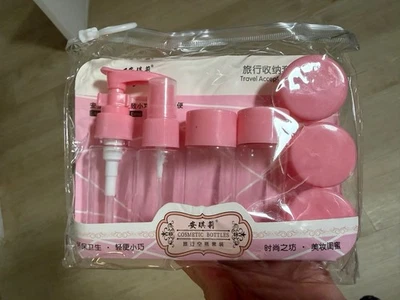 Angili Pink/Clear Nachfüllbar Reise Kosmetik Flasche Set Pump & Spray, Beutel - Bild 1 von 4