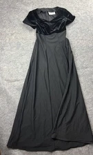 SOUTHEASTERN PERFORMANCE APPAREL WOMENS SZ 2 BLACK CHORUS DRESS OLD MONEY GOWN