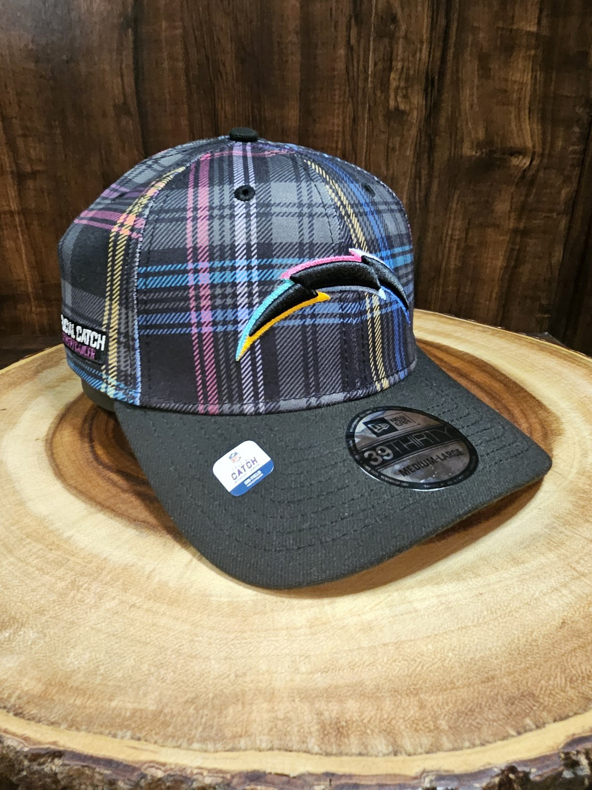 Los Angeles Chargers Intercept Cancer New Era 39Thirty Stretchfit Hat Cap M/L